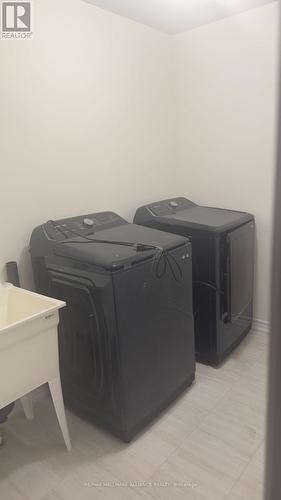 1149 Azalea Avenue, Pickering, ON - Indoor Photo Showing Laundry Room