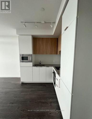 1506 - 50 O'Neill Road, Toronto (Banbury-Don Mills), ON - Indoor Photo Showing Kitchen