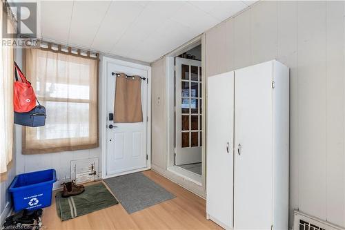 Spray Insulated Mudroom - 111 Spruce Street, Cambridge, ON - Indoor Photo Showing Other Room