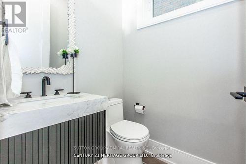 150 St Johns Road, Toronto, ON - Indoor Photo Showing Bathroom