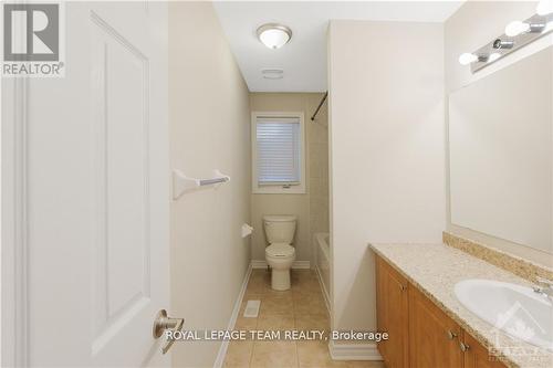 405 Brigatine Avenue, Ottawa, ON - Indoor Photo Showing Bathroom