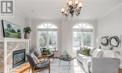 16 Gray Lane, Barrie, ON - Indoor Photo Showing Living Room With Fireplace