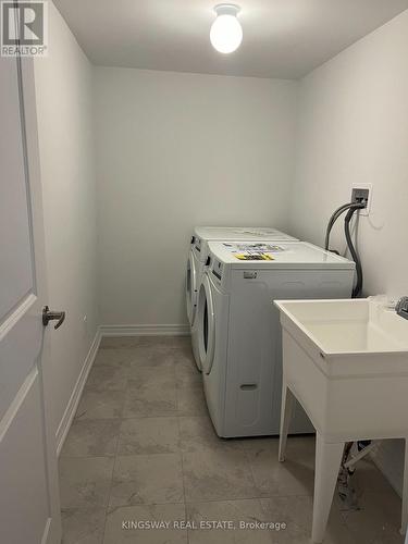 1104 Lockie Drive, Oshawa, ON - Indoor Photo Showing Laundry Room