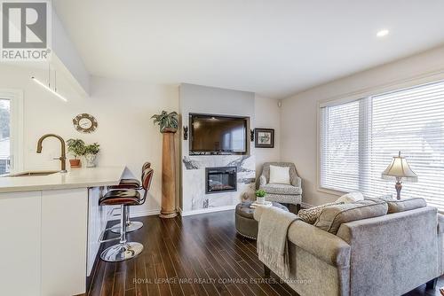 374 Niagara Street, St. Catharines, ON - Indoor Photo Showing Living Room With Fireplace