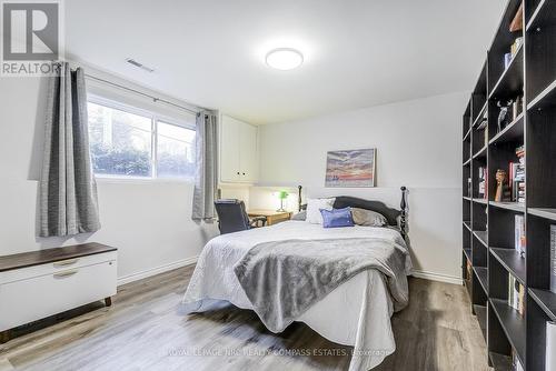 374 Niagara Street, St. Catharines, ON - Indoor Photo Showing Bedroom