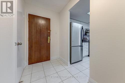 201 - 1320 Islington Avenue, Toronto, ON - Indoor