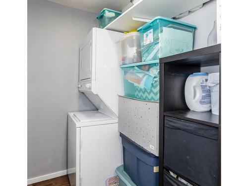 3538 Tillicum Rd, Saanich, BC - Indoor Photo Showing Laundry Room