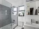 3538 Tillicum Rd, Saanich, BC  - Indoor Photo Showing Bathroom 