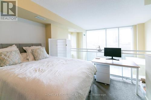 710 - 77 Lombard Street, Toronto, ON - Indoor Photo Showing Bedroom