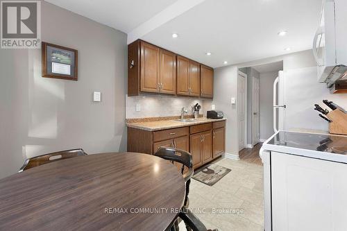 17 - 43 Taunton Road E, Oshawa, ON - Indoor