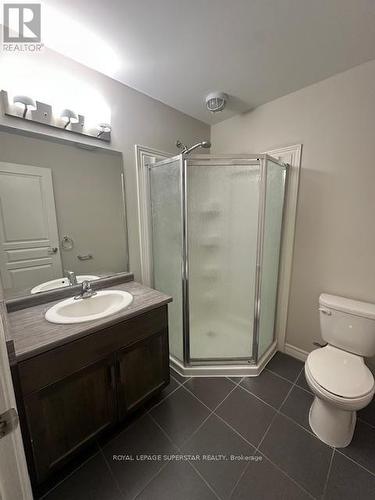 5 Oxfordshire Lane, Kitchener, ON - Indoor Photo Showing Bathroom