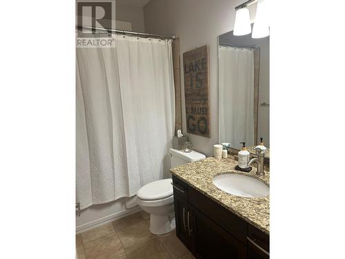 12686 Cliffshore Drive, Lake Country, BC - Indoor Photo Showing Bathroom