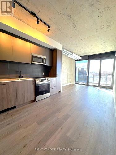 517 - 10 James Street, Ottawa, ON - Indoor Photo Showing Kitchen