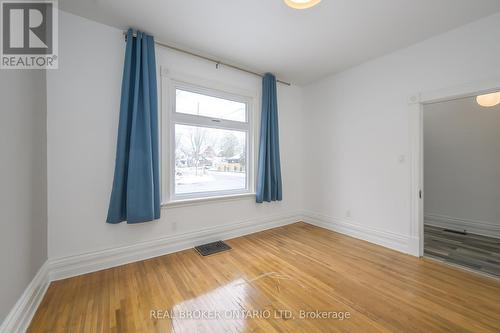 Main - Primary Bedroom - 453 Quebec Street, London, ON - Indoor Photo Showing Other Room