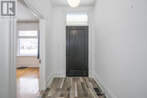 Main - Foyer - 453 Quebec Street, London, ON - Indoor Photo Showing Other Room