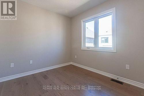 1458 Watercres Way, Milton, ON - Indoor Photo Showing Other Room