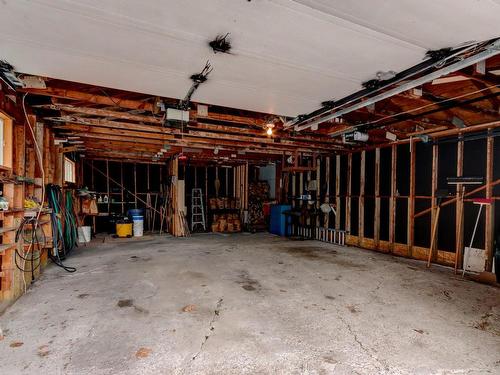 Garage - 3120 Rue De Mayfair, Longueuil (Saint-Hubert), QC - Indoor Photo Showing Garage