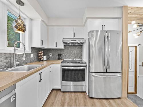 Kitchen - 2155 Rue Hector, Drummondville, QC - Indoor Photo Showing Kitchen