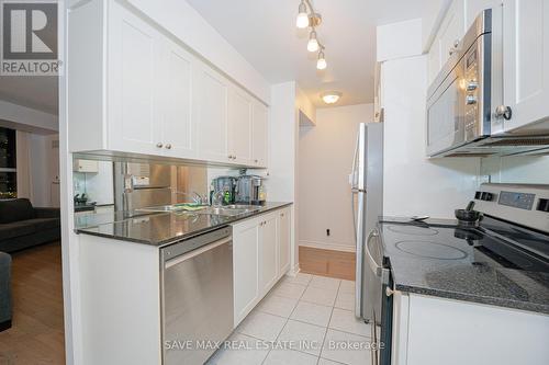 908 - 1 Elm Drive, Mississauga, ON - Indoor Photo Showing Kitchen With Stainless Steel Kitchen With Upgraded Kitchen