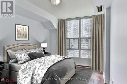 908 - 1 Elm Drive, Mississauga, ON - Indoor Photo Showing Bedroom