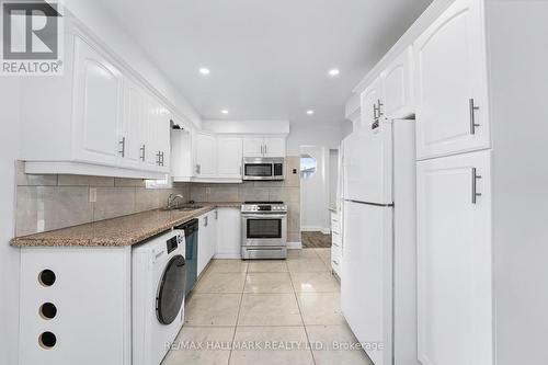 46 Bruce Beer Drive, Brampton, ON - Indoor Photo Showing Kitchen