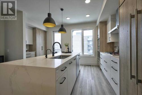 2222 5 Street Sw, Calgary, AB - Indoor Photo Showing Kitchen With Upgraded Kitchen