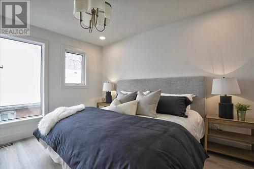 2222 5 Street Sw, Calgary, AB - Indoor Photo Showing Bedroom