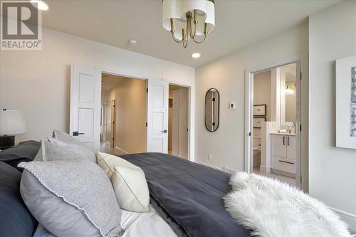 2222 5 Street Sw, Calgary, AB - Indoor Photo Showing Bedroom