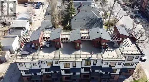 2222 5 Street Sw, Calgary, AB - Outdoor