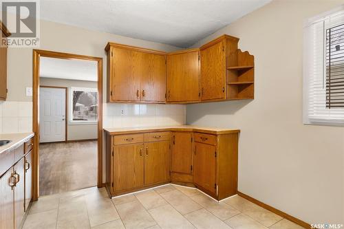 310 Robinson Street, Regina, SK - Indoor Photo Showing Kitchen