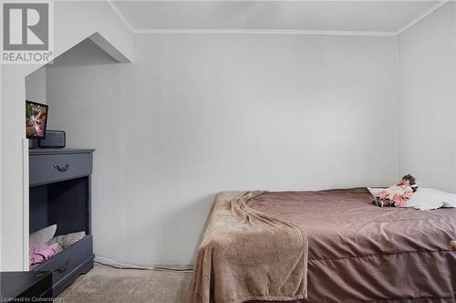 296 Julian Avenue, Hamilton, ON - Indoor Photo Showing Bedroom