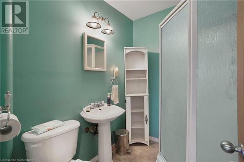 296 Julian Avenue, Hamilton, ON - Indoor Photo Showing Bathroom