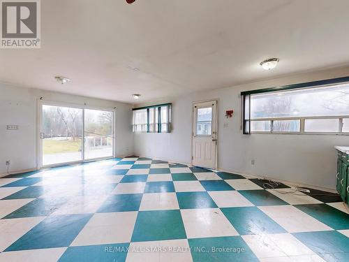 67 Irving Drive, Georgina, ON - Indoor Photo Showing Other Room