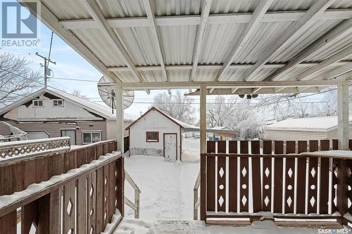 447 Ominica Street W, Moose Jaw, SK - Outdoor