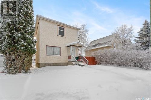 447 Ominica Street W, Moose Jaw, SK - Outdoor