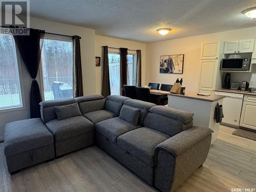 13 1327 Studer Street, La Ronge, SK - Indoor Photo Showing Living Room