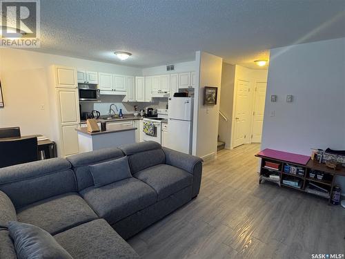 13 1327 Studer Street, La Ronge, SK - Indoor Photo Showing Living Room