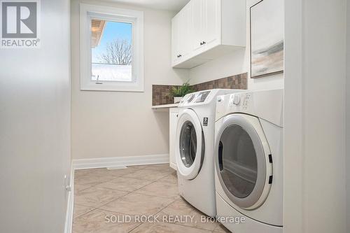 120 Rossland Avenue, Ottawa, ON - Indoor Photo Showing Laundry Room