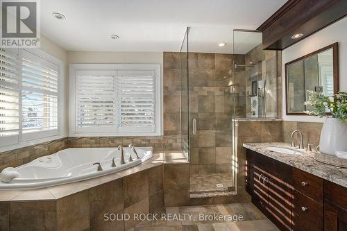 120 Rossland Avenue, Ottawa, ON - Indoor Photo Showing Bathroom