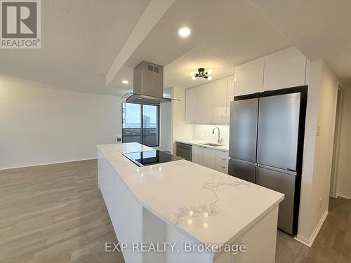 2207 - 470 Laurier Avenue W, Ottawa, ON - Indoor Photo Showing Kitchen