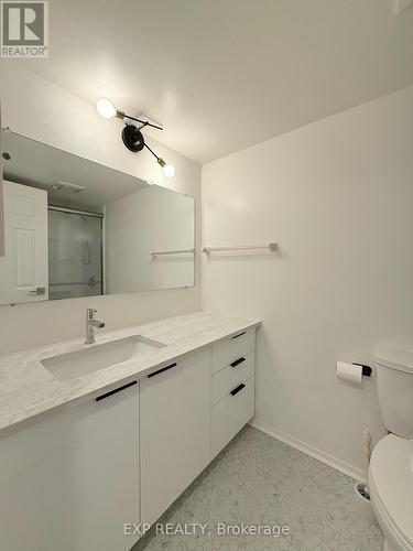 2207 - 470 Laurier Avenue W, Ottawa, ON - Indoor Photo Showing Bathroom