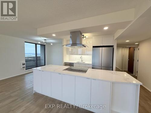 2207 - 470 Laurier Avenue W, Ottawa, ON - Indoor Photo Showing Kitchen