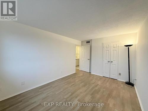 2207 - 470 Laurier Avenue W, Ottawa, ON - Indoor Photo Showing Other Room