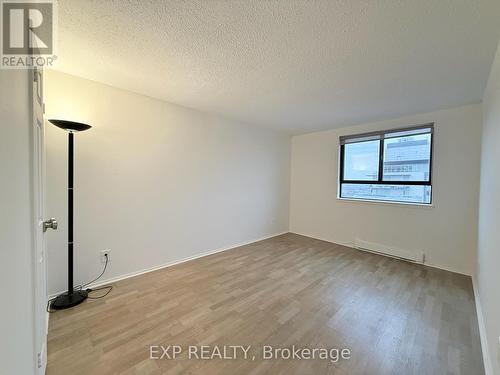 2207 - 470 Laurier Avenue W, Ottawa, ON - Indoor Photo Showing Other Room