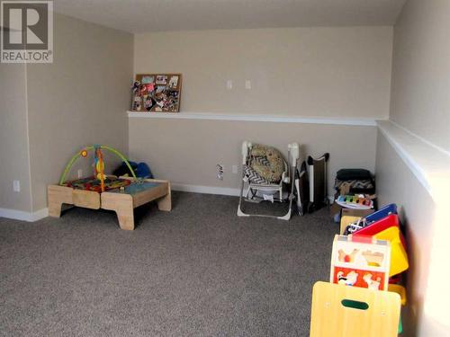 452 Margaret Avenue, Duchess, AB - Indoor Photo Showing Other Room