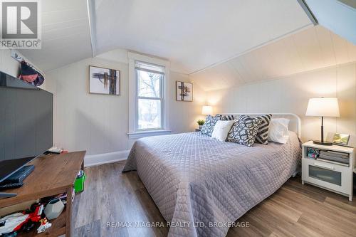 3791 Keller Street, Niagara Falls (223 - Chippawa), ON - Indoor Photo Showing Bedroom