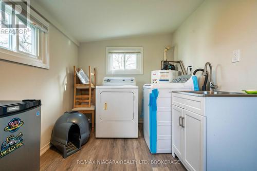 3791 Keller Street, Niagara Falls (223 - Chippawa), ON - Indoor Photo Showing Laundry Room