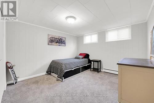 4299 East Avenue, Lincoln, ON - Indoor Photo Showing Bedroom