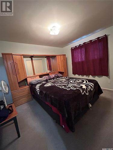 218 King Street, Quinton, SK - Indoor Photo Showing Bedroom