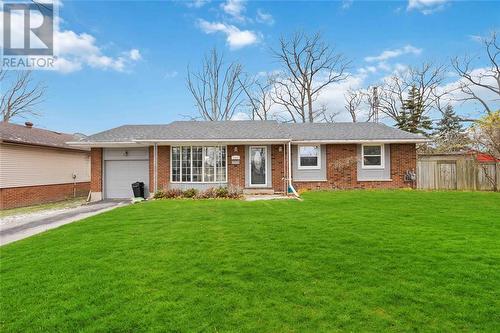 1197 Thomas Drive, Sarnia, ON - Outdoor